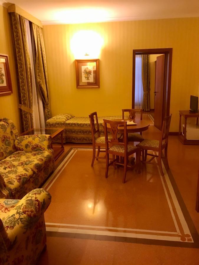 Residenza D'Aragona Hotell Palermo Eksteriør bilde
